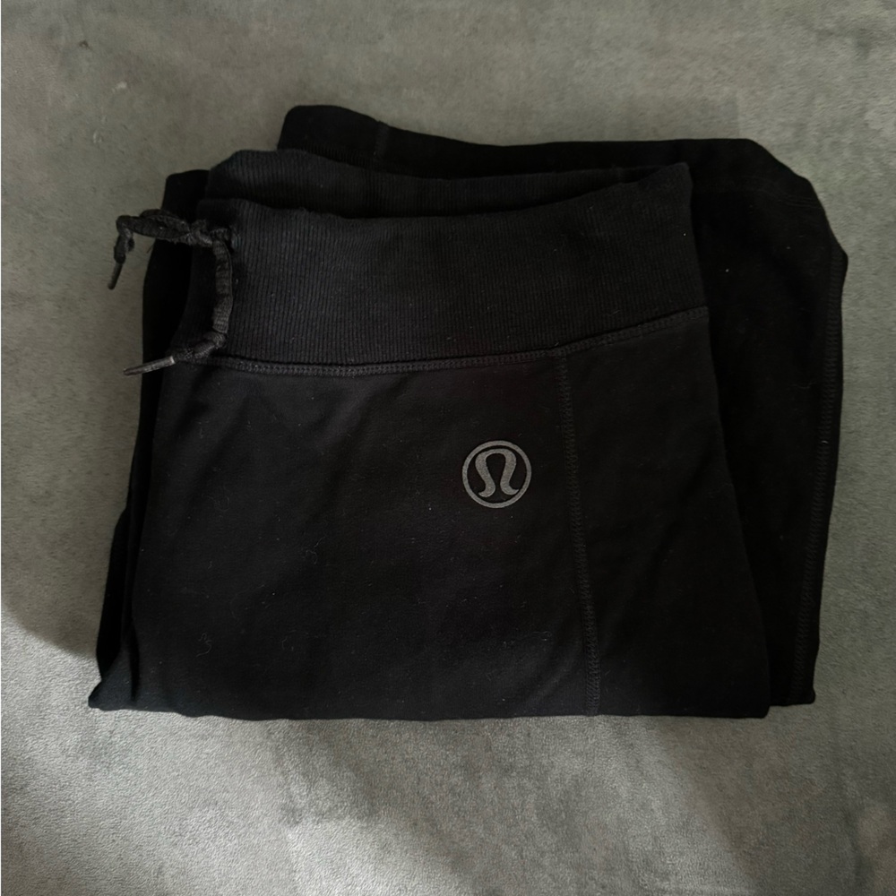 Lululemon Women’s Sweatpants